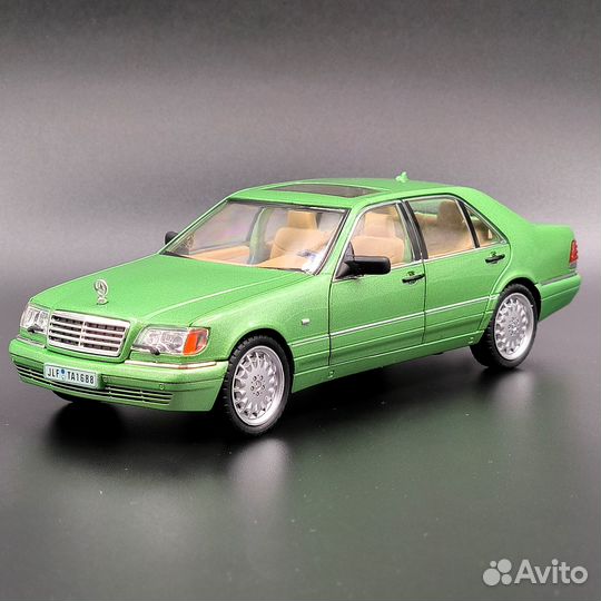 Модель автомобиля Mercedes w140 с световым и звуко