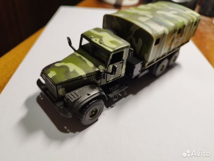 Модель автомобиля краз