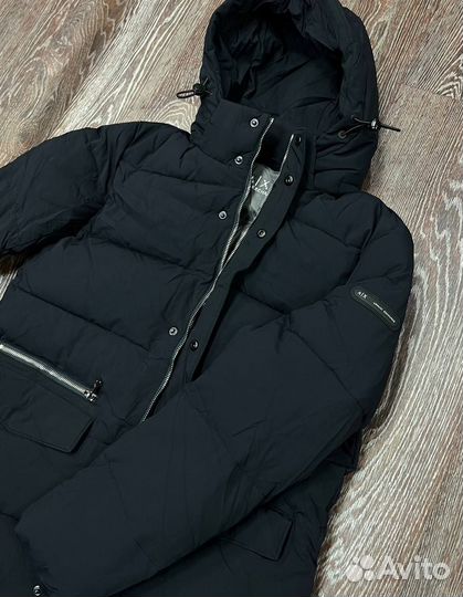 Пуховик Armani: зимний стиль для мужчин 46-54