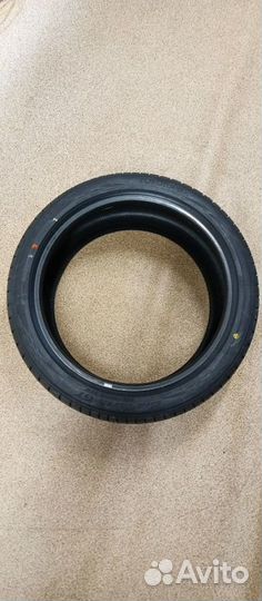 Yokohama BluEarth-GT AE-51 245/40 R18 97W