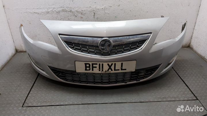 Бампер Opel Astra J, 2011