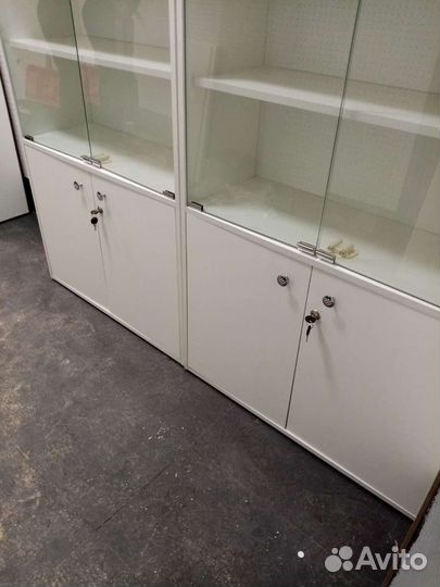 Стеклянные витрины, новые