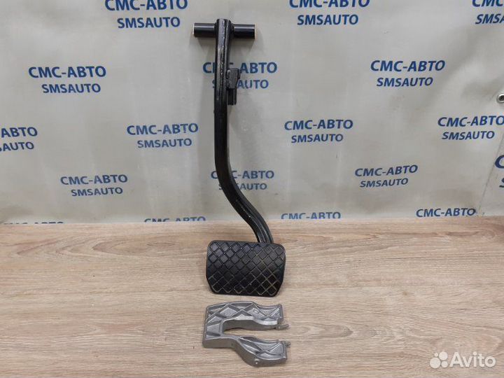 Педаль тормоза Porsche Cayenne 4.8 2011-2014
