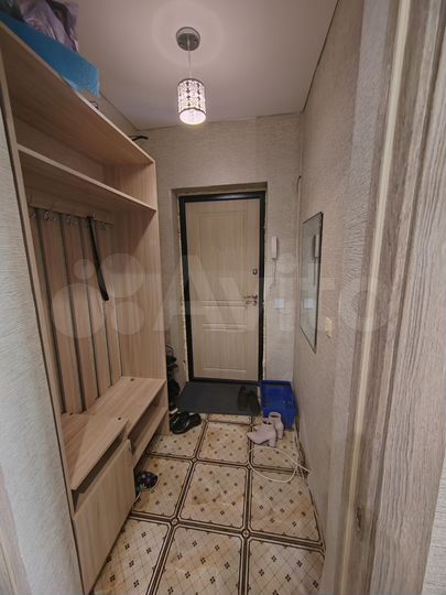 2-к. квартира, 50 м², 1/9 эт.