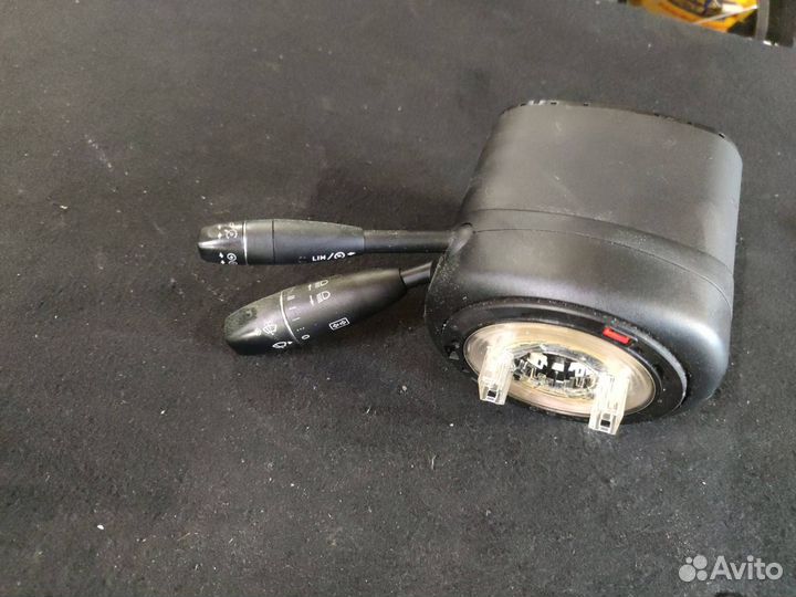 Переключатель подрулевой (стрекоза) Mercedes-Benz