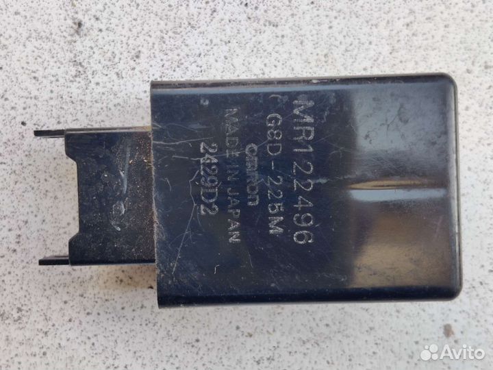 Реле стеклоочистителя Митсубиси MR122496