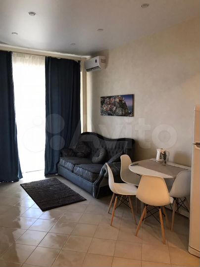 2-к. квартира, 65 м², 2/17 эт.