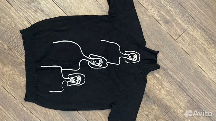 Свитер женский