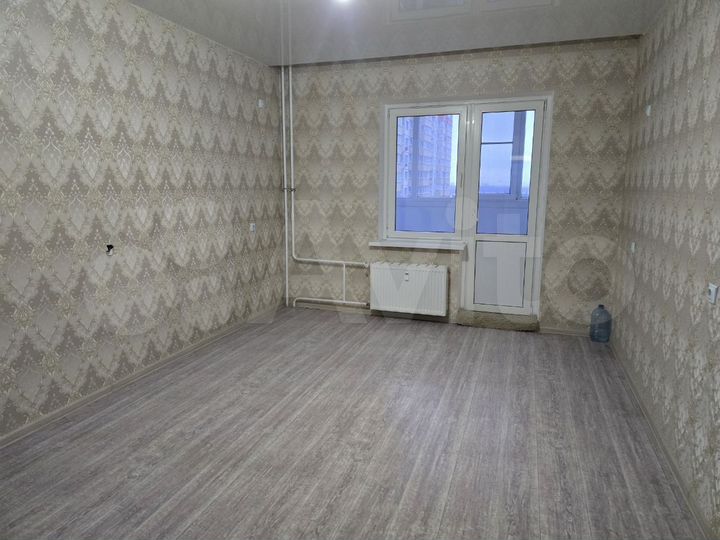 2-к. квартира, 69 м², 8/17 эт.