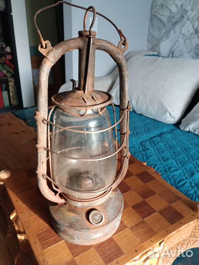 Керосиновая лампа