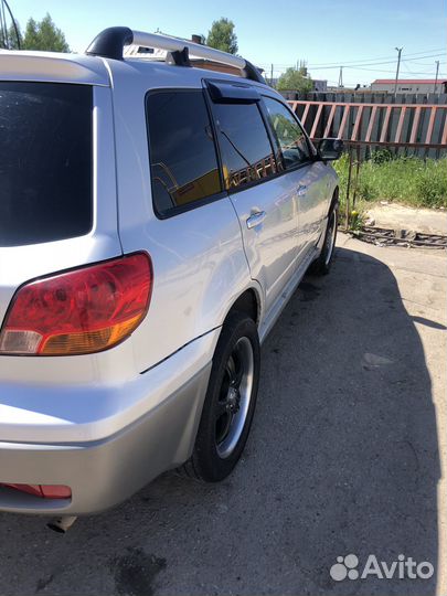 Mitsubishi Outlander 2.4 AT, 2003, 204 000 км