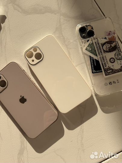 Чехол на iPhone 13