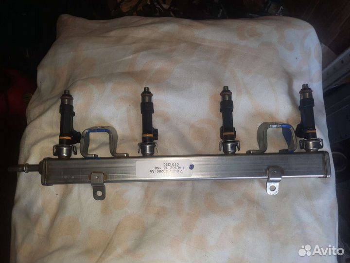 Топливная форсунка Mazda 3/5/6 MX-5