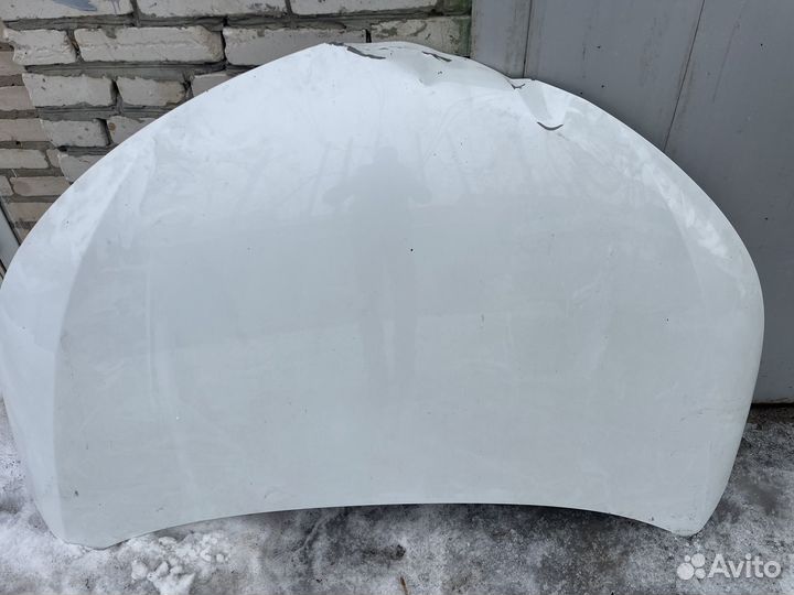 Капот toyota corolla 180