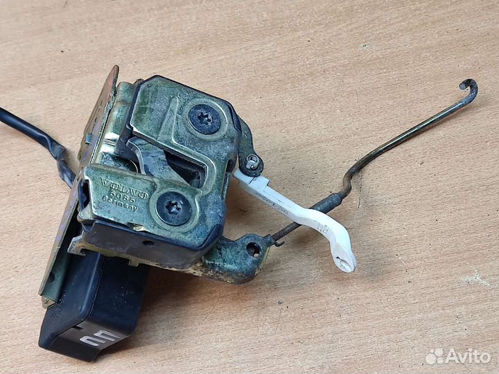 Замок двери передний правый, Volvo 960