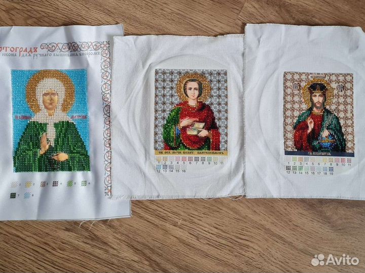 Иконы вышитые бисером Чаривна мить