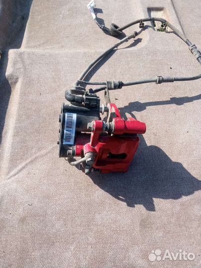 Суппорт задний правый Geely Coolray SX11 2021