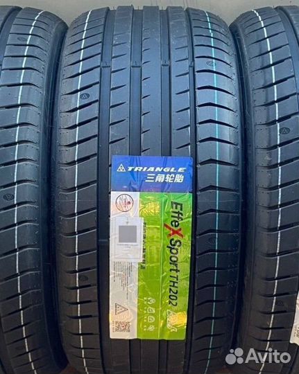 Triangle EffeXSport TH202 235/45 R18