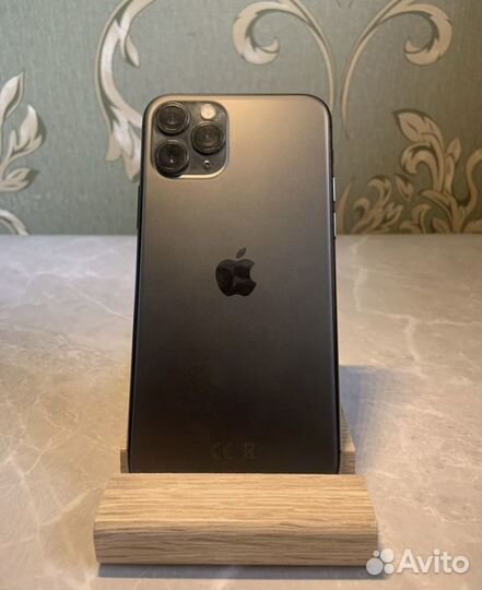 iPhone 11 Pro, 64 ГБ