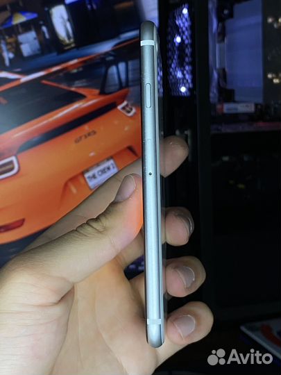 iPhone SE (2020), 128 ГБ