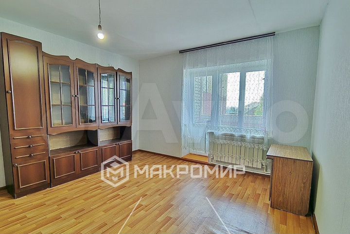 1-к. квартира, 42,7 м², 1/3 эт.