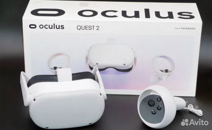 Шлем виртуальной реальности Oculus Quest