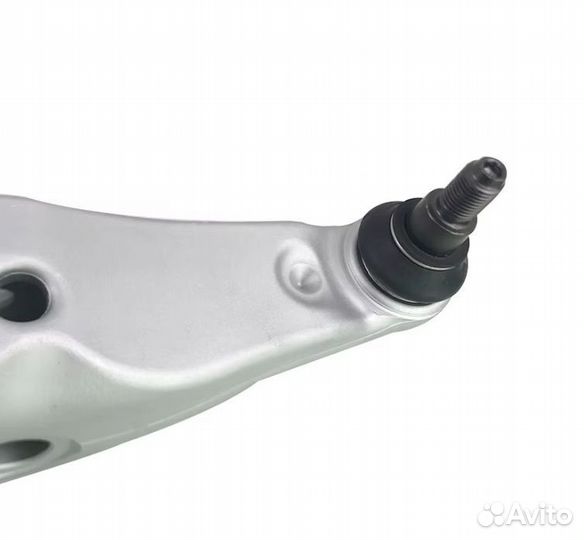 Новый Рычаг нижний Maserati 980139894XD