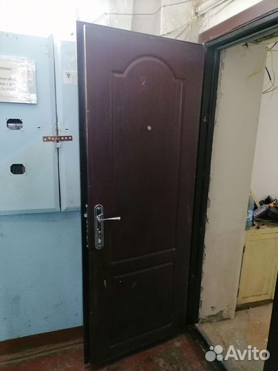 Дверь входная металлическая