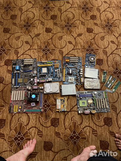 Материнская плата