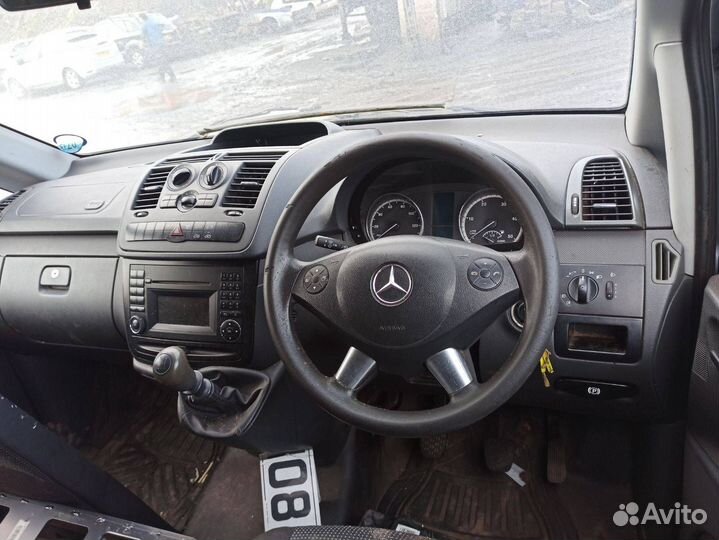 Форсунка топливная Mercedes-Benz Vito W639 2010