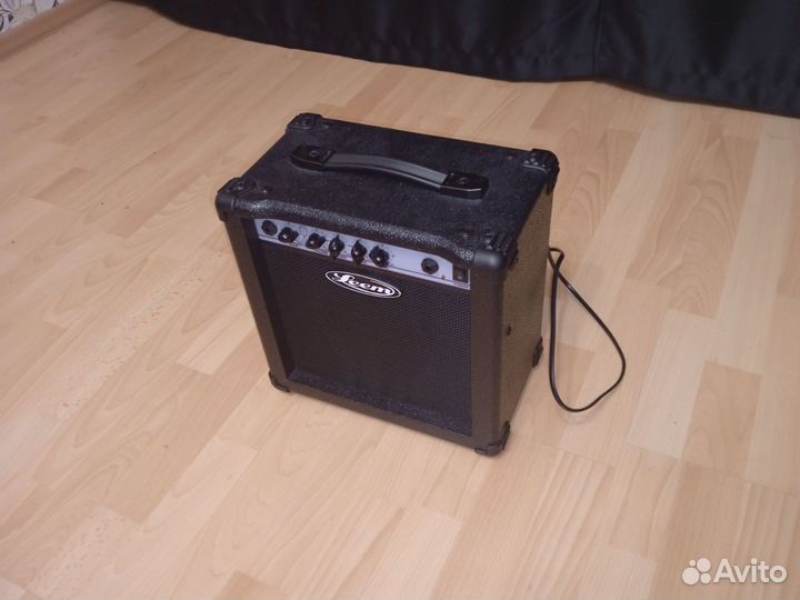 Комбоусилитель