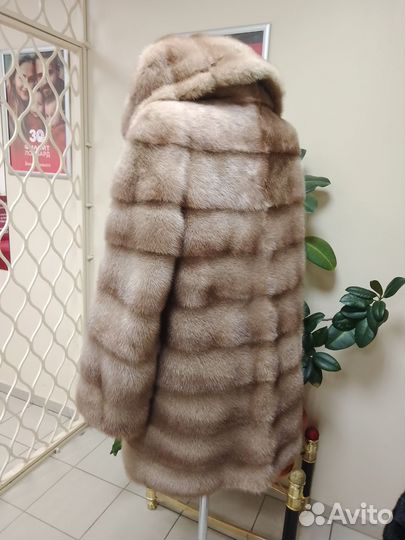 Шуба норковая с капюшоном 46рр