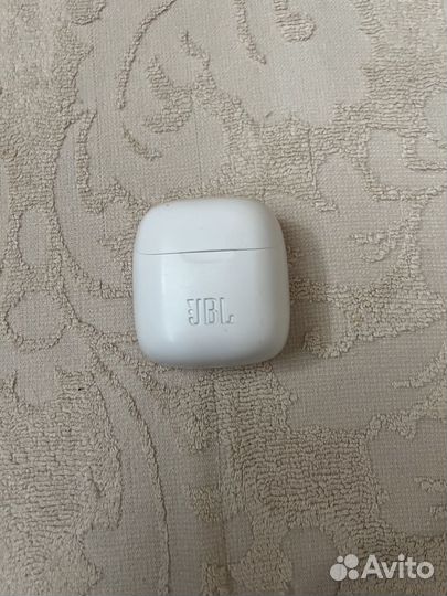 Наушники JBL