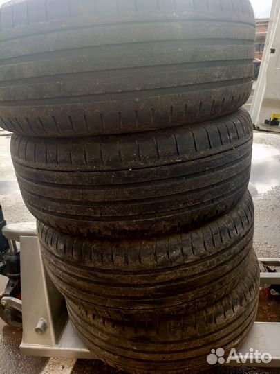 Goodyear Aquatred 255/55 R19