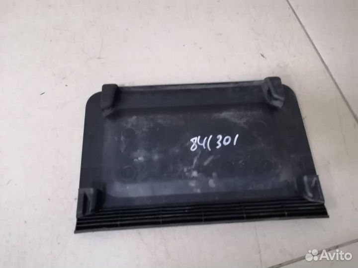 Накладка кузов внутри Skoda Rapid 2012-2020