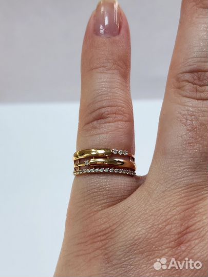 Золотое кольцо 585 пробы фианиты 15р. 1,25