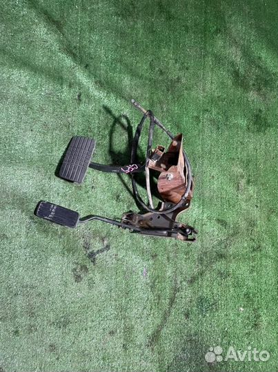 Тросик газа Subaru Forester SF5 EJ201 2001