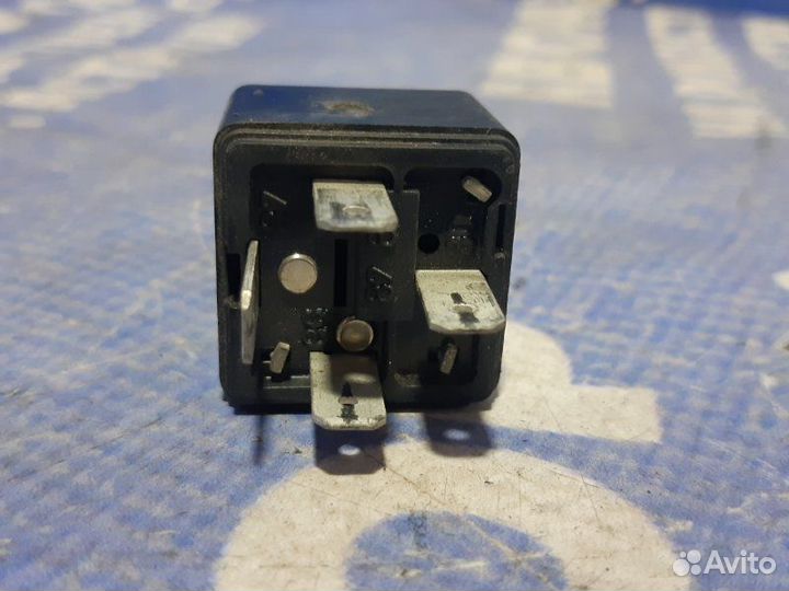 Реле Skoda Felicia универсал 1997