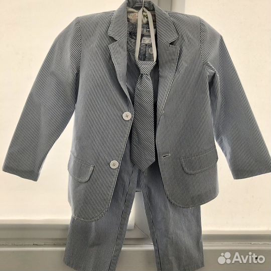 Костюм(122см) для мальчика