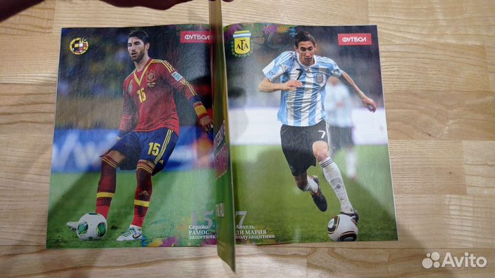 Плакаты и постеры футбольных сборных и игроков