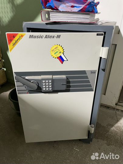 Сейф металлический бу