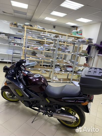 Kawasaki zzr400-2