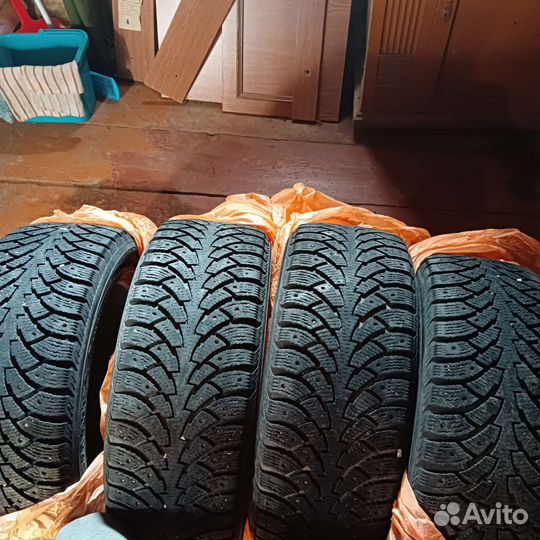 Nordman Nordman 4 215/55 R16