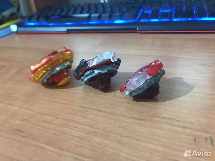 Волчки бейблейд