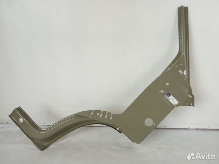 Стойка крепления крыла передняя левая Спринтер