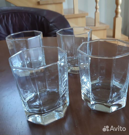 Стаканы с гранями для воды, других напитков