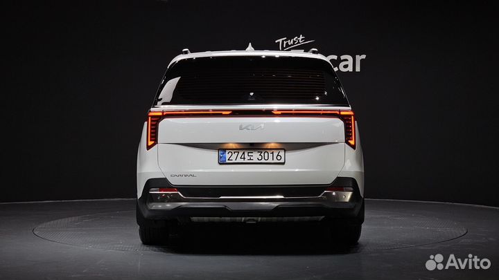 Kia Carnival 2.2 AT, 2024, 14 800 км