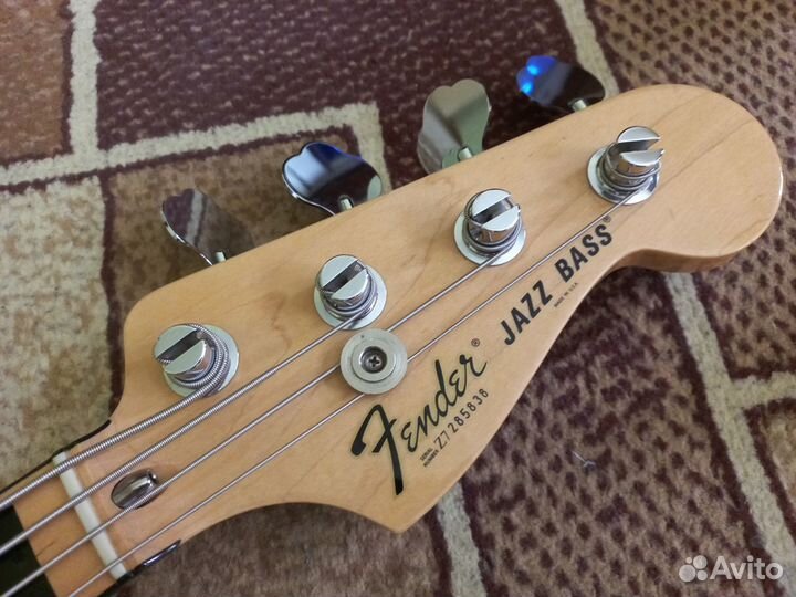 Fender Jazz Bass avri 75