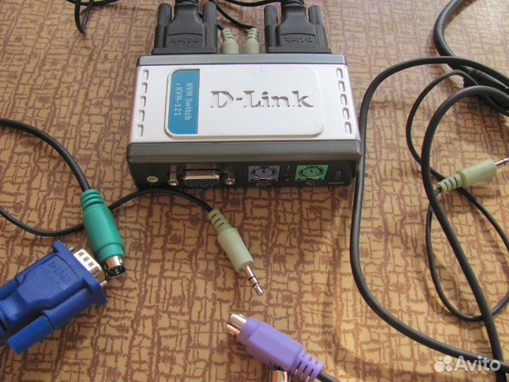 KVM-121 2-port PS/2 switch with audio support