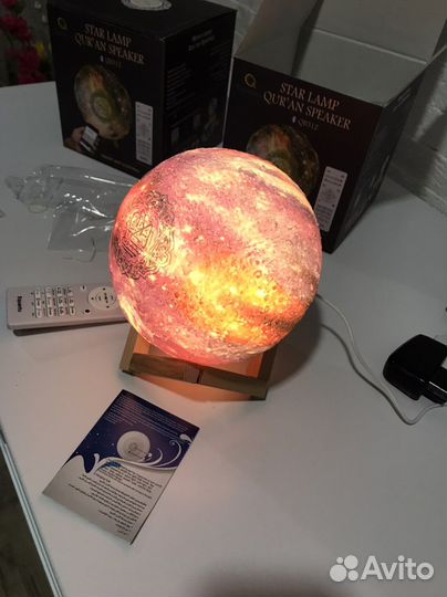 Колонка-светильник читающая Коран